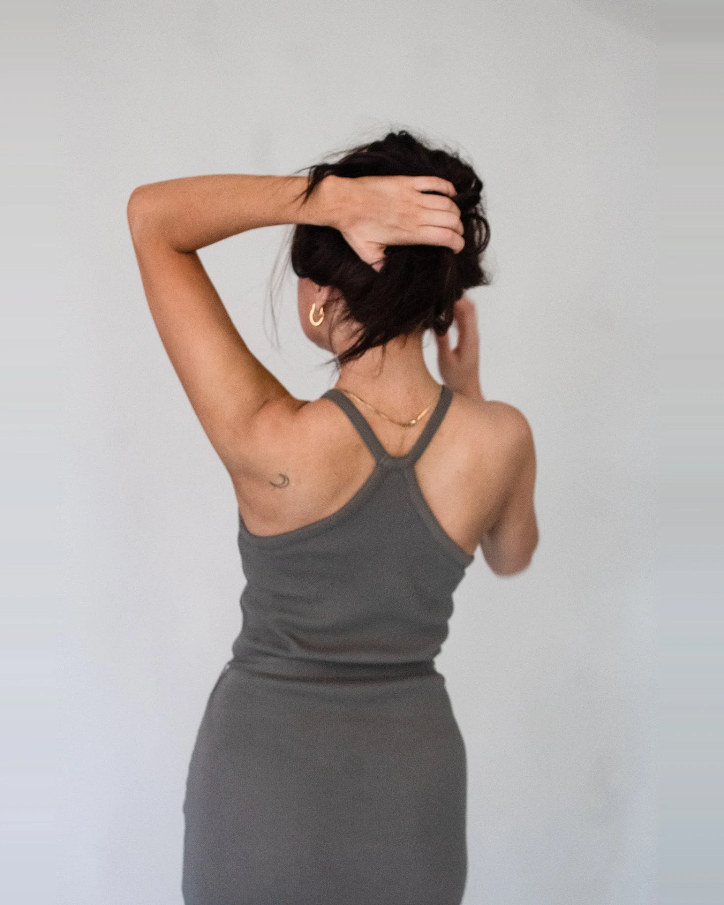 Marenika Damen vegan Kleid Bella Olive – Ansicht 2