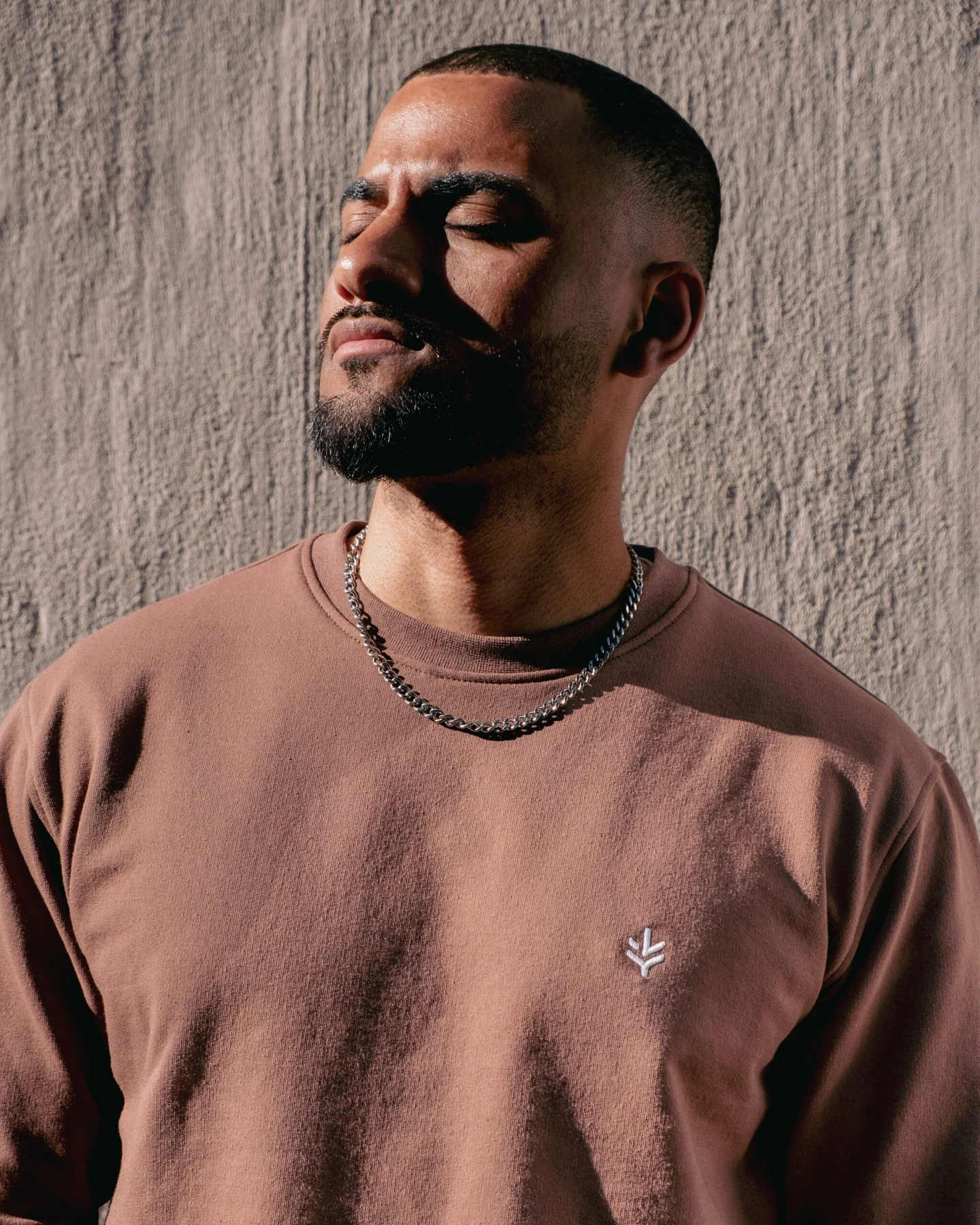 Lucid Collective Herren vegan Sweatshirt Just Brown – Ansicht 2