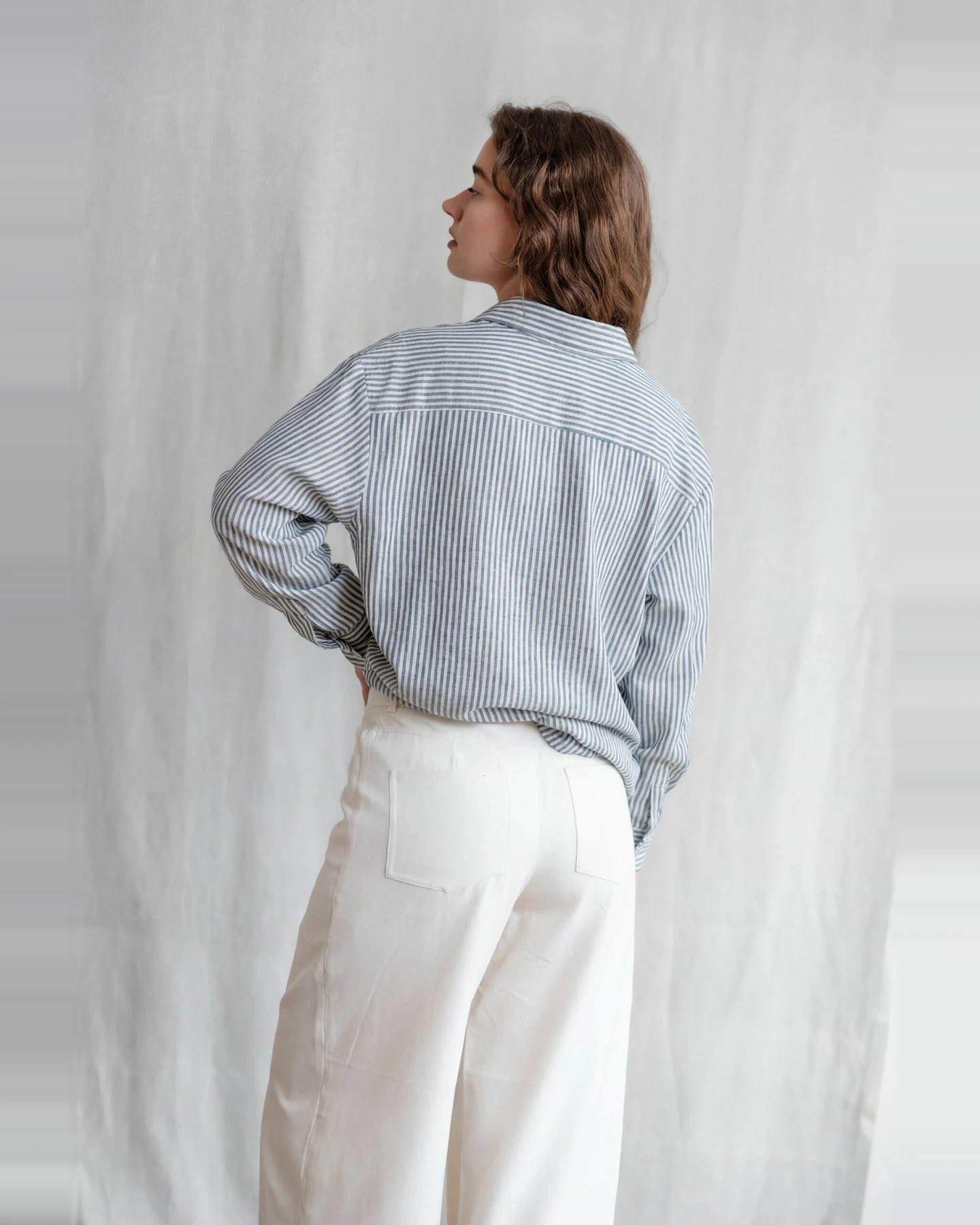 Jyoti Fair Works Damen vegan Hemd Himat Gestreift Blau – Ansicht 2