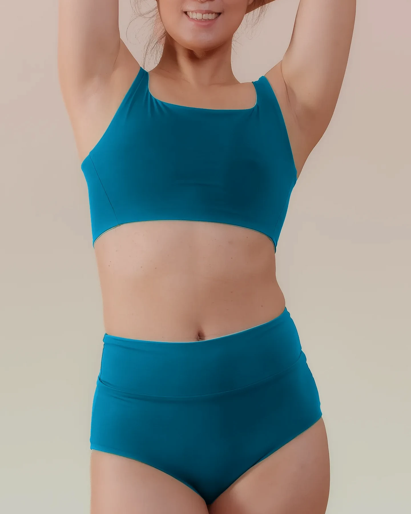 nice to meet me Damen vegan Bikini Shorts Wave Aqua/Eisblau – Ansicht 2