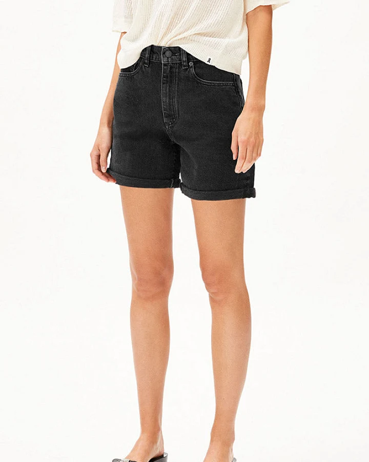 ARMEDANGELS Damen vegan Denim Shorts Sheaari Ebenholz Schwarz