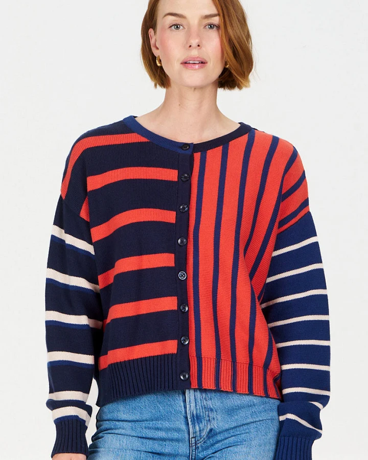 KOMODO Damen vegan Strickjacke Mish Mash Rot & Marineblau