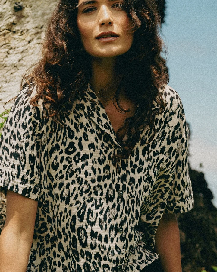 LOVJOI Damen vegan Bluse Anneyla Pure Leo Light