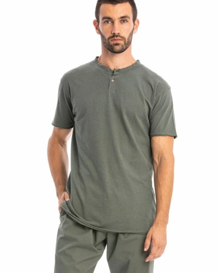RAVENS VIEW IBIZA Herren vegan T-Shirt Dune Olivgrün