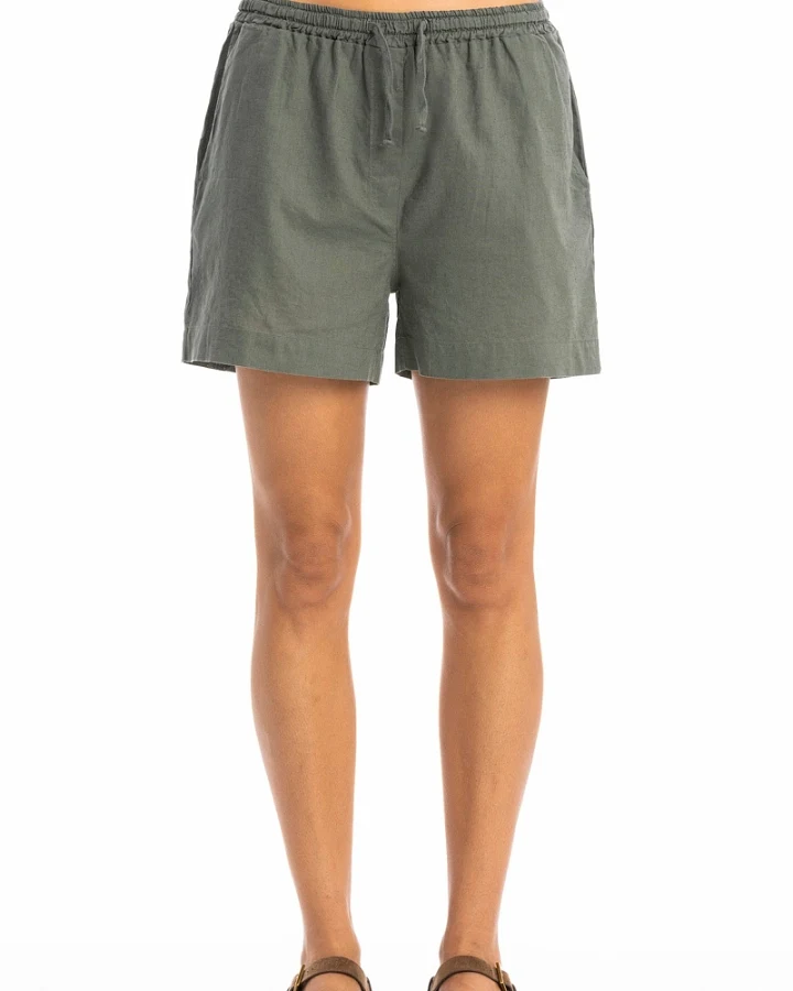 RAVENS VIEW IBIZA Damen vegan Shorts Alba Olivgrün