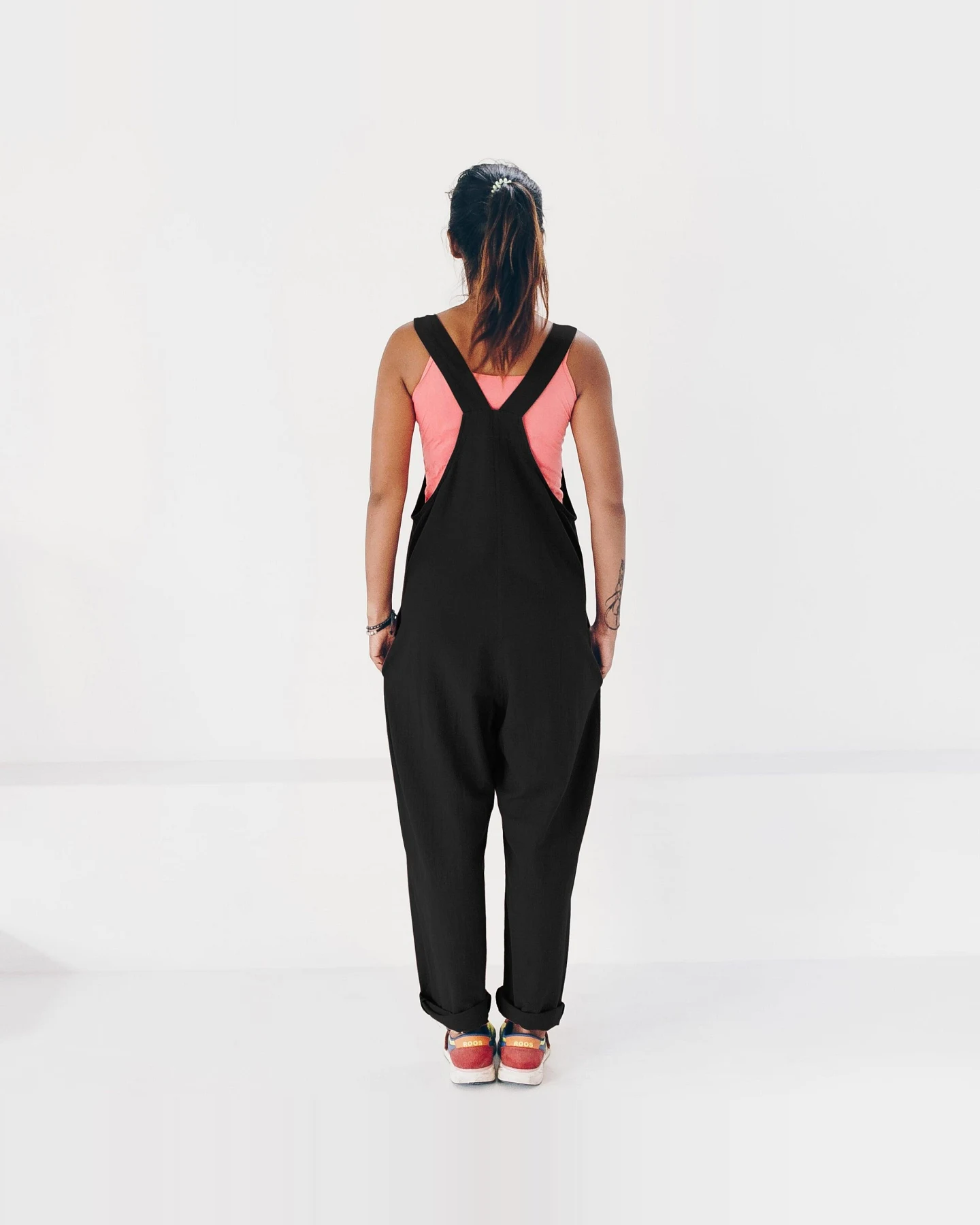 The Driftwood Tales Damen vegan Broekpak - zwart – Ansicht 2