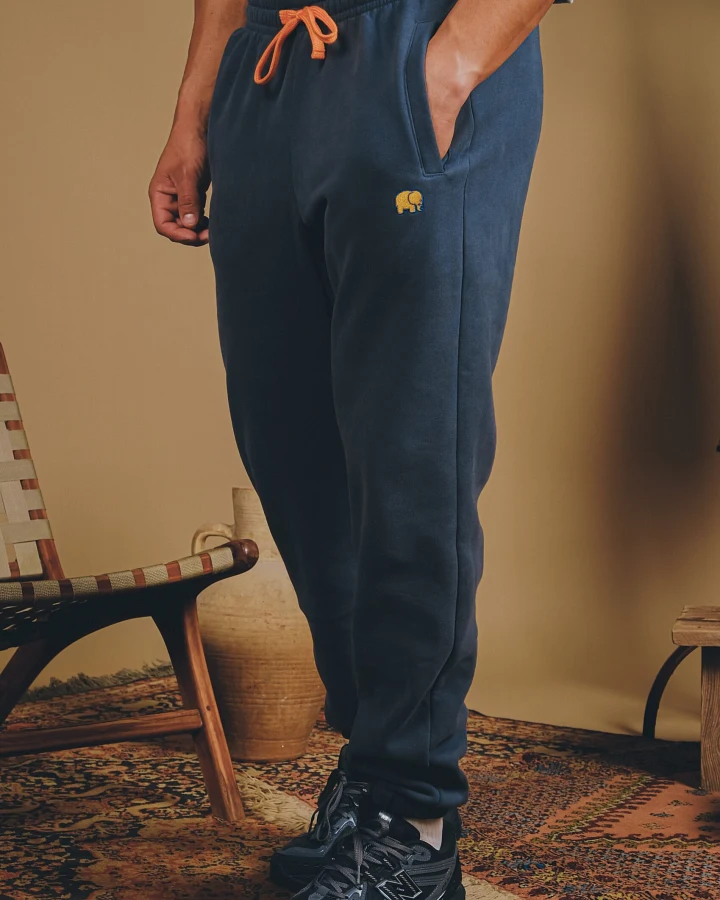 Trendsplant Herren vegan Sweatpants Essential Blau