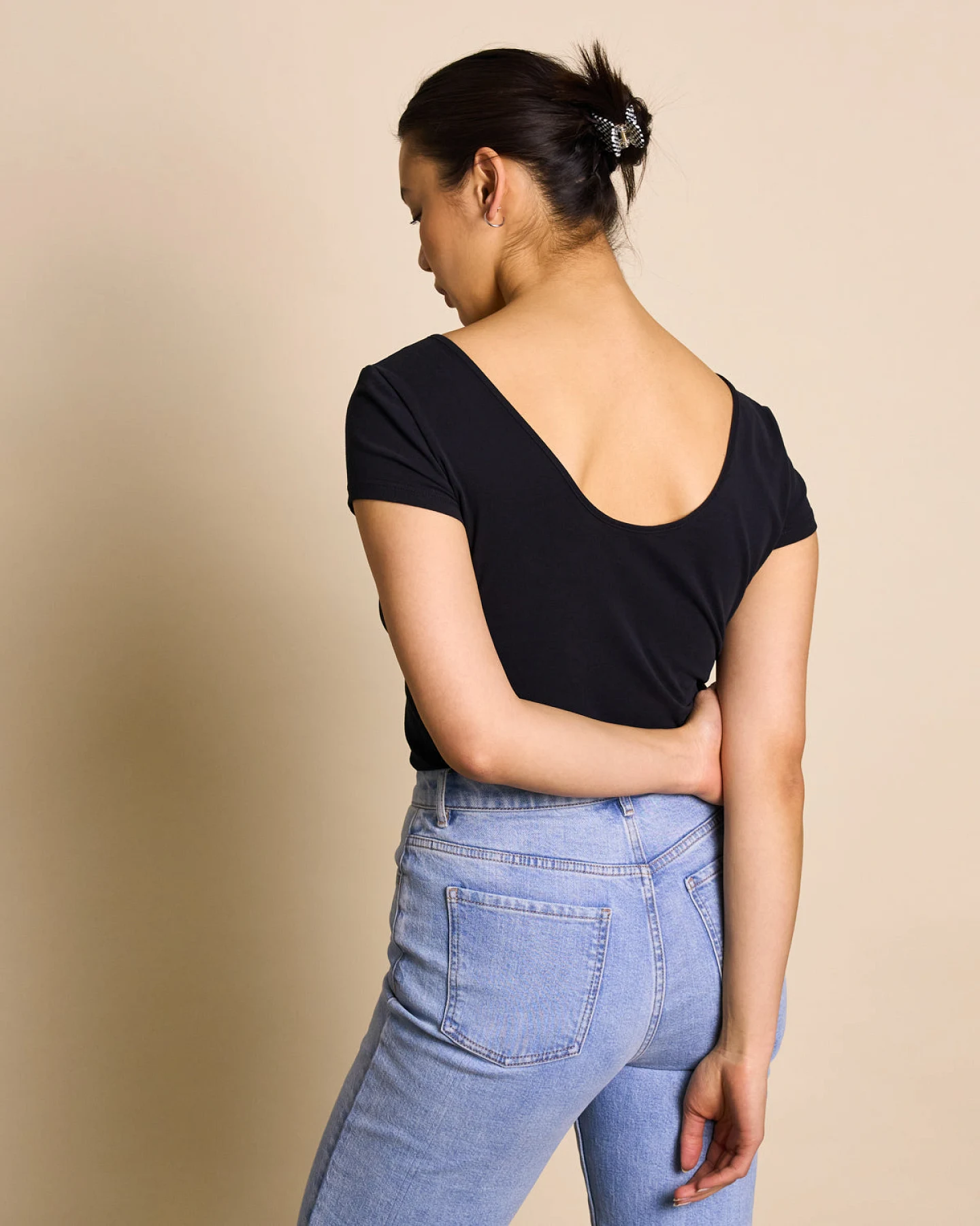 JAN 'N JUNE Damen vegan T-Shirt Ballerina Aloe Soft Schwarz – Ansicht 2