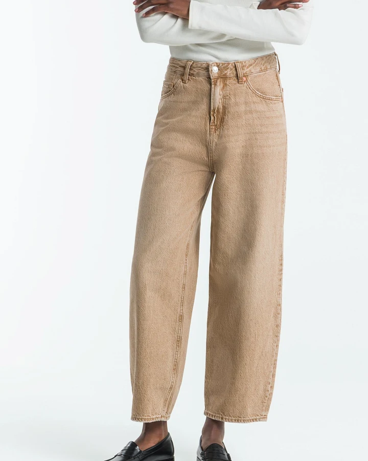 Kings of Indigo Damen vegan Cropped Jeans Unisex Leila Jim Dark Beige