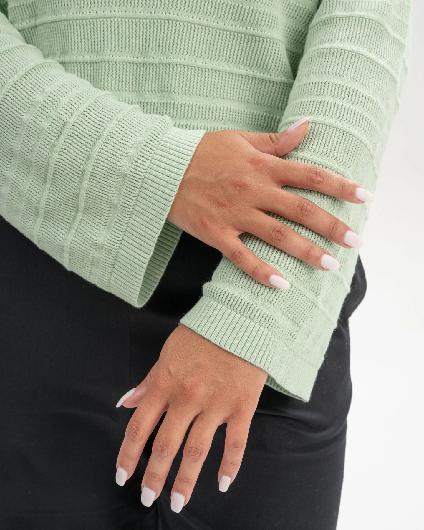 MELA Damen vegan Strickpullover Strukturiert Jalidi Frühling Melange Grün – Ansicht 2