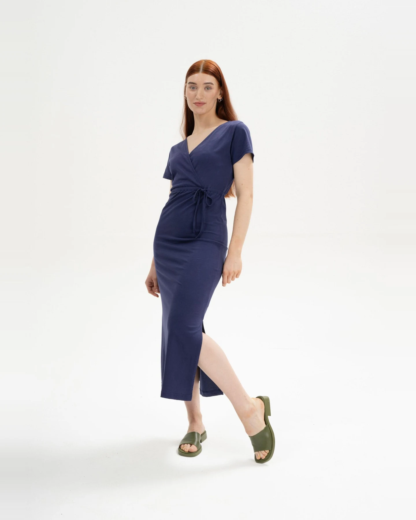MELA Damen vegan Kleid V-Ausschnitt Shreoshi Sommernacht Lila – Ansicht 2