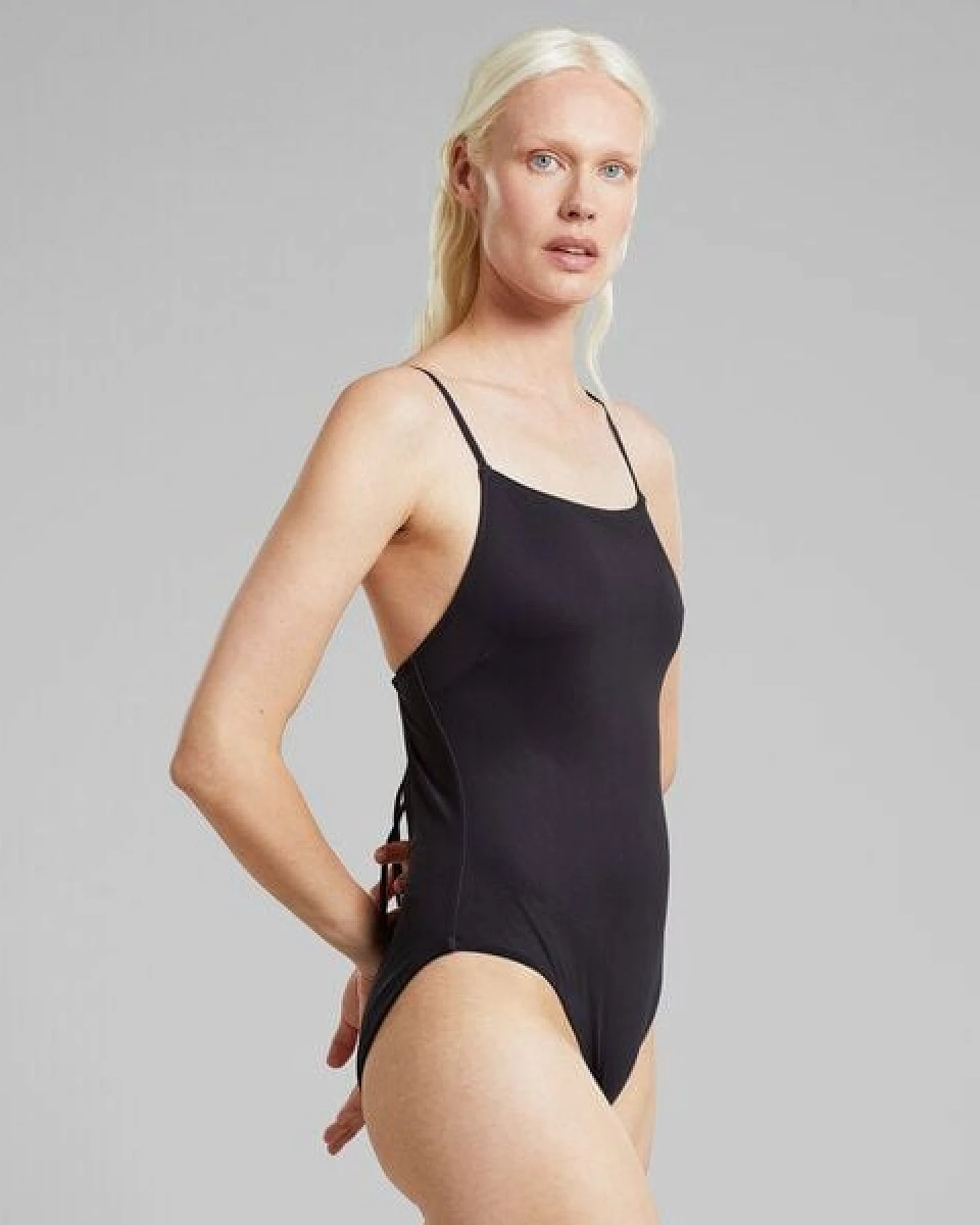 DEDICATED Damen Badeanzug Vinterviken recyceltes Polyester – Ansicht 4