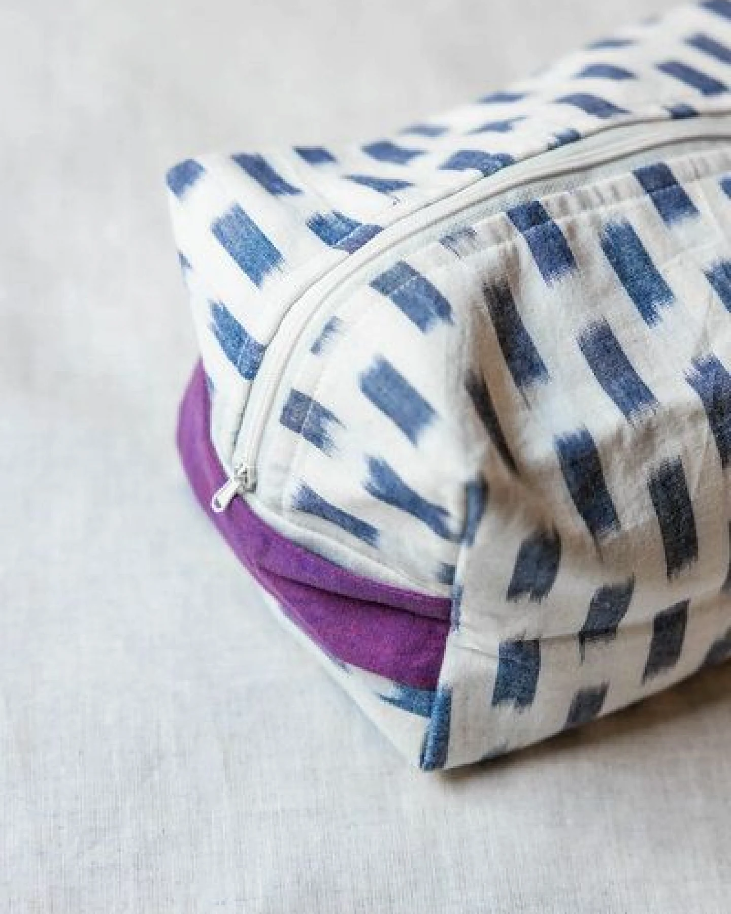 Jyoti - Fair Works Baumwoll Kulturtasche Phavvaara – Ansicht 2