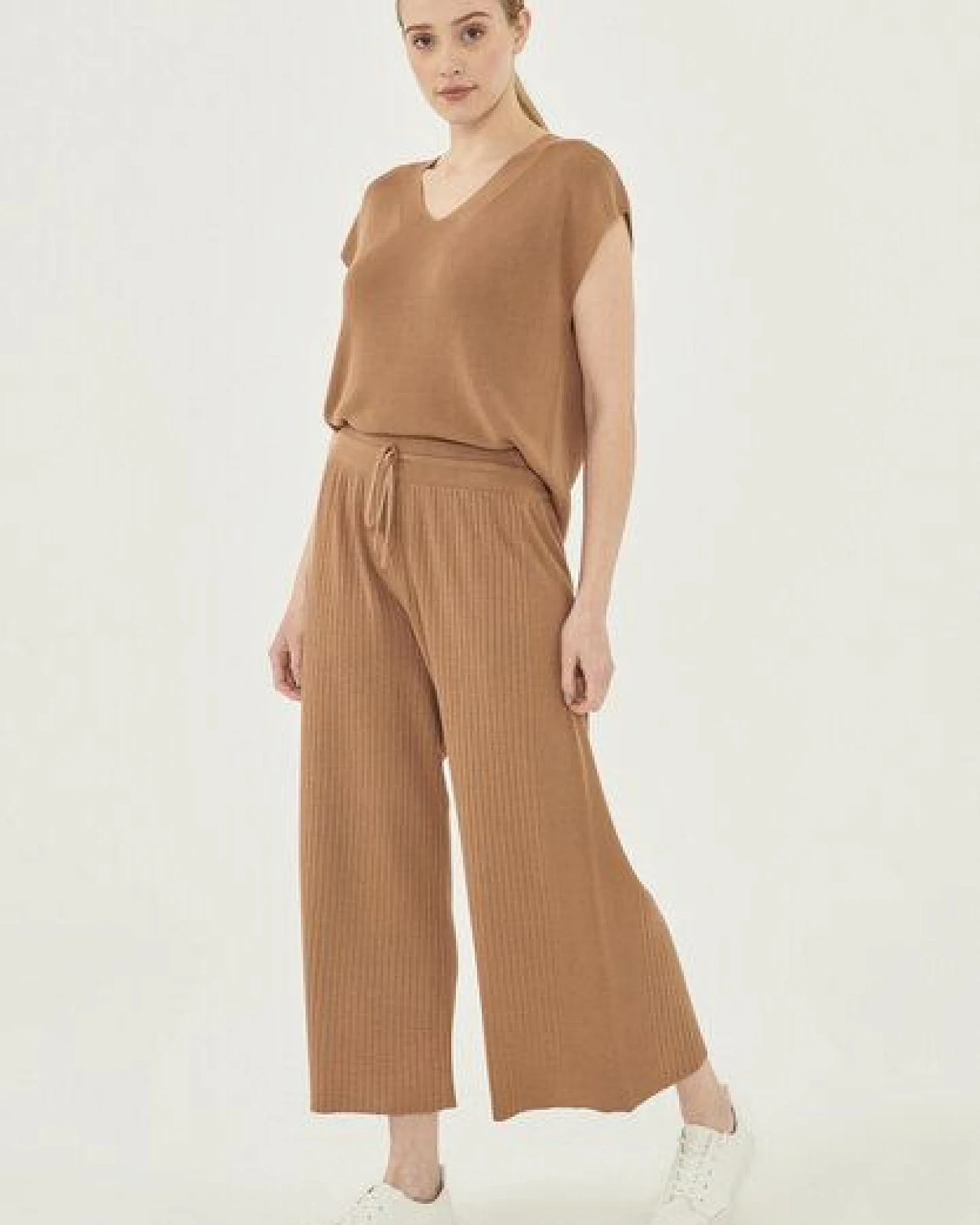 ORGANICATION Gerippte Strickhose aus TENCEL Lyocell – Ansicht 2