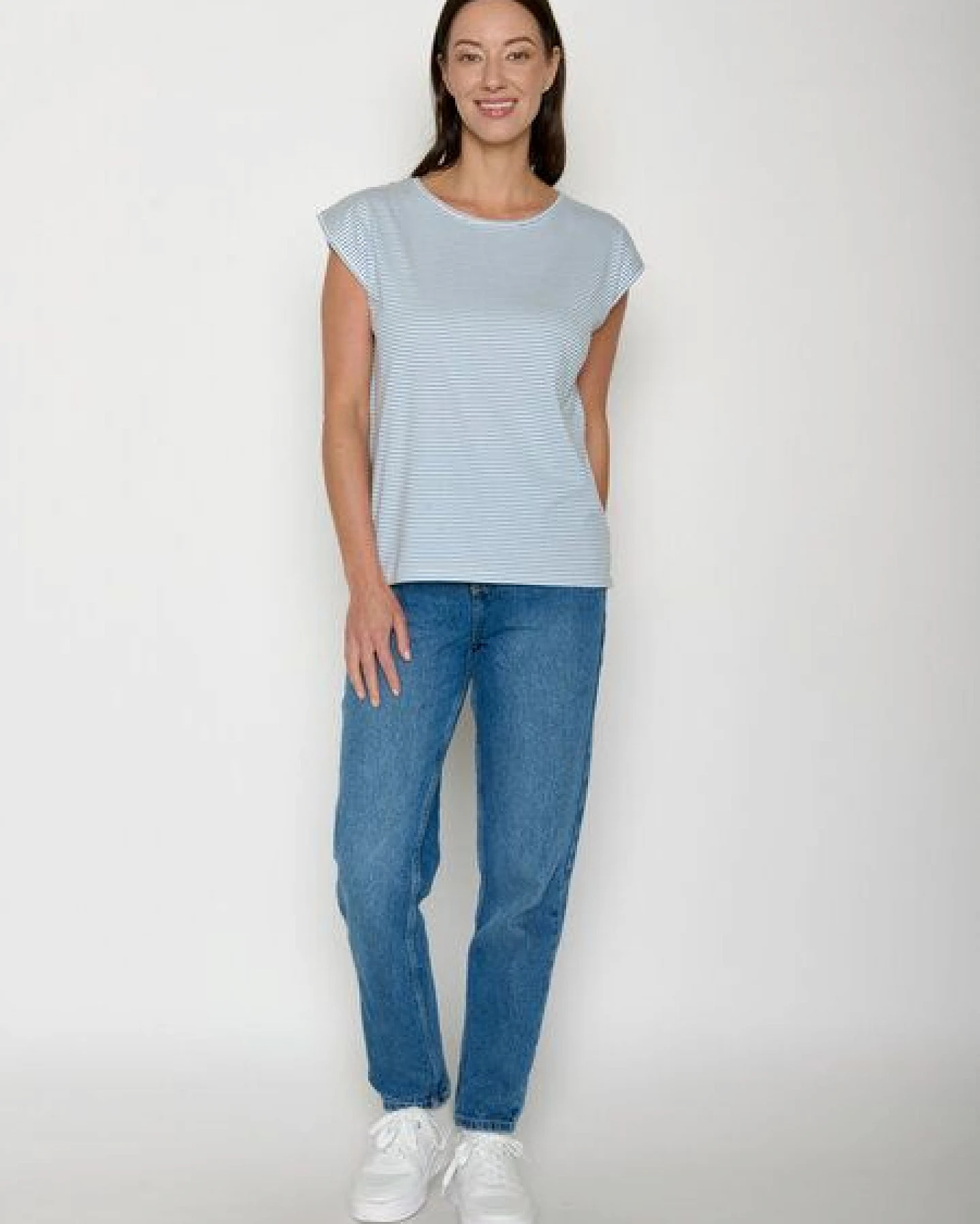 GREENBOMB Basic Timid - Lässiges Shirt aus Bio-Baumwolle / GOTS / Fair & Vegan – Ansicht 3