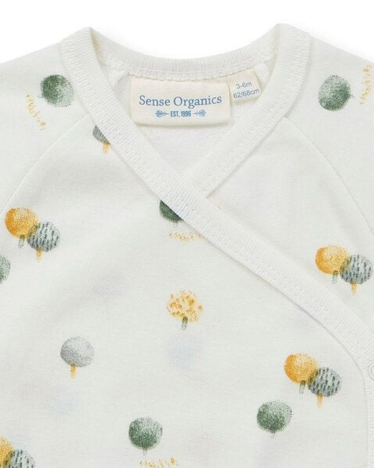 sense-organics Baby Wickelbody mit Baumdruck, Modell YGON – Ansicht 3