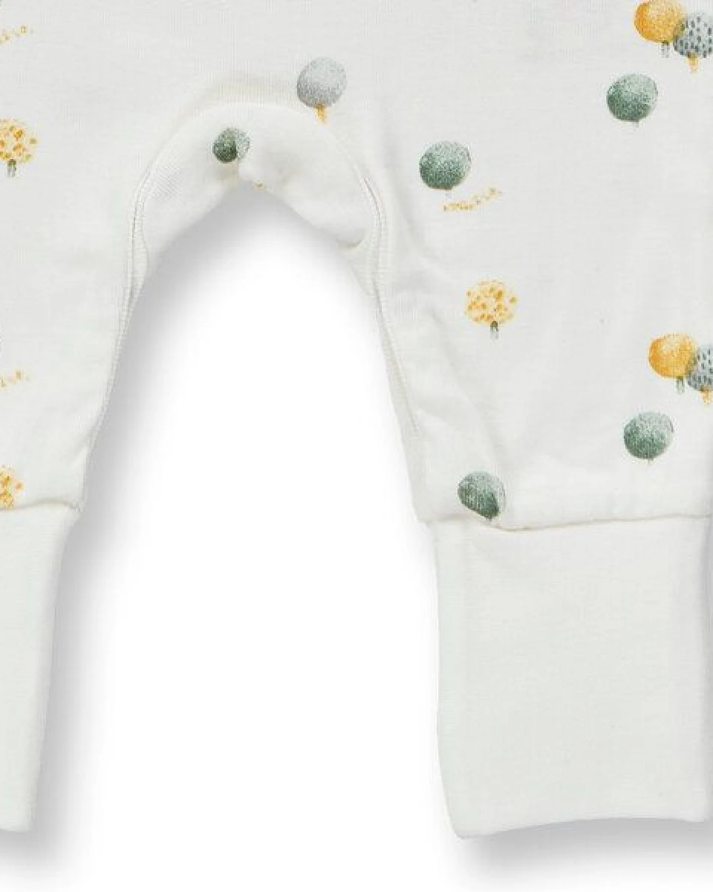 sense-organics Baby Strampler mit Baumdruck, Modell TONA – Ansicht 4