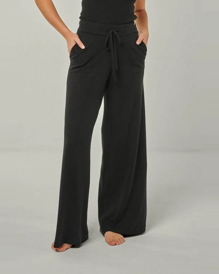 YOU LOOK PERFECT 100% Merino weite Strickhose mit Taschen "Frida"
