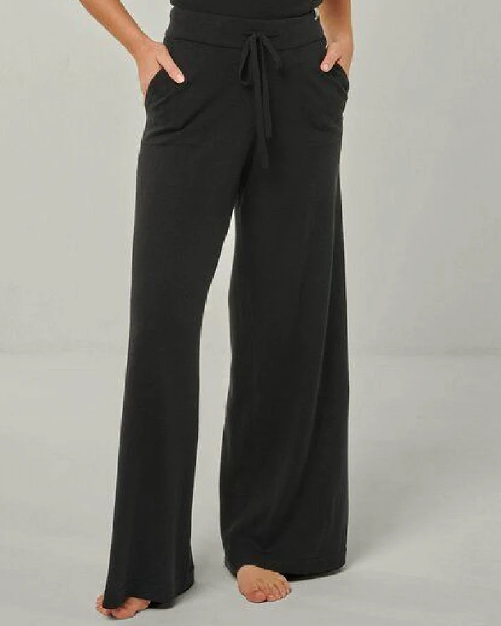 YOU LOOK PERFECT 100% Merino weite Strickhose mit Taschen "Frida"