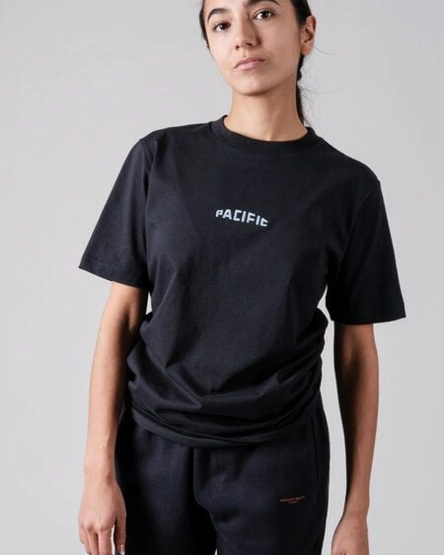 FANTASTIC REALITY STUDIOS PACIFIC BOXY FIT T-SHIRT – Bio-Baumwolle, Unisex – Ansicht 4