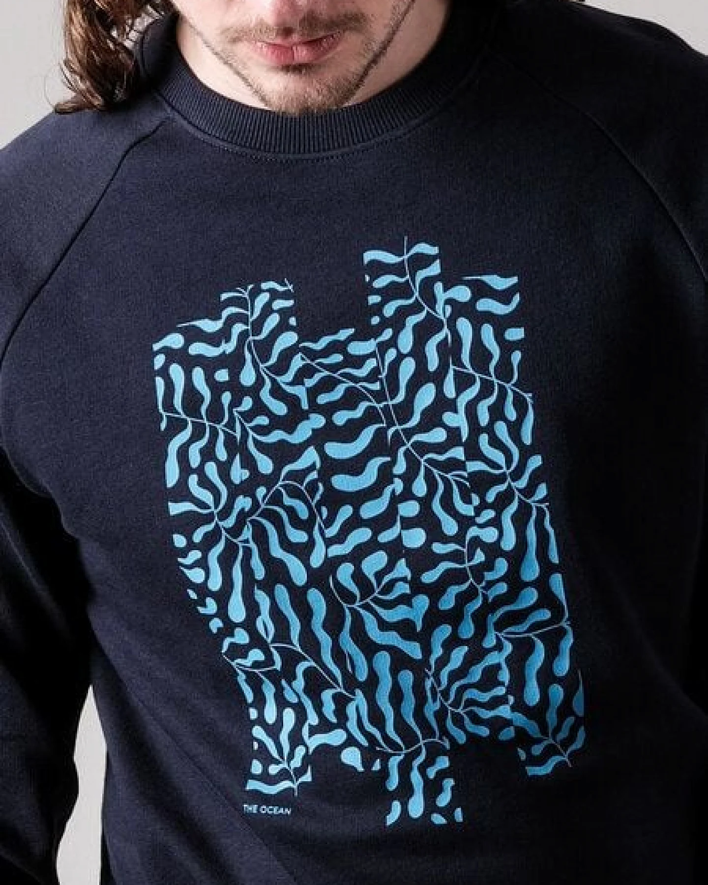 FANTASTIC REALITY STUDIOS THE OCEAN RAGLAN SWEATSHIRT - Bio-Baumwolle, Unisex – Ansicht 3