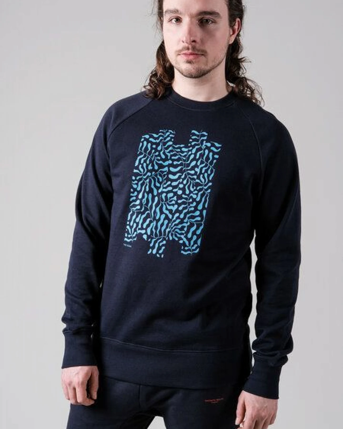 FANTASTIC REALITY STUDIOS THE OCEAN RAGLAN SWEATSHIRT - Bio-Baumwolle, Unisex – Ansicht 4