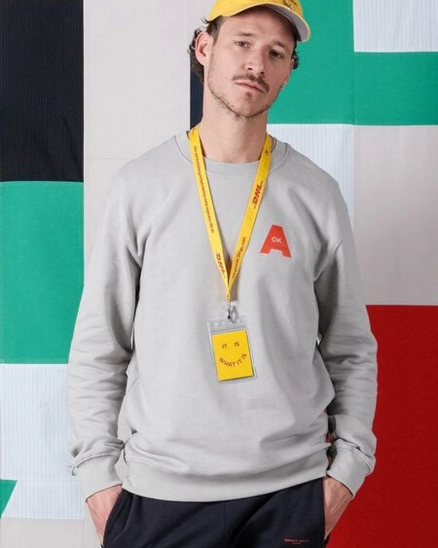 FANTASTIC REALITY STUDIOS A-OK SWEATSHIRT – Bio-Baumwolle, Unisex – Ansicht 4