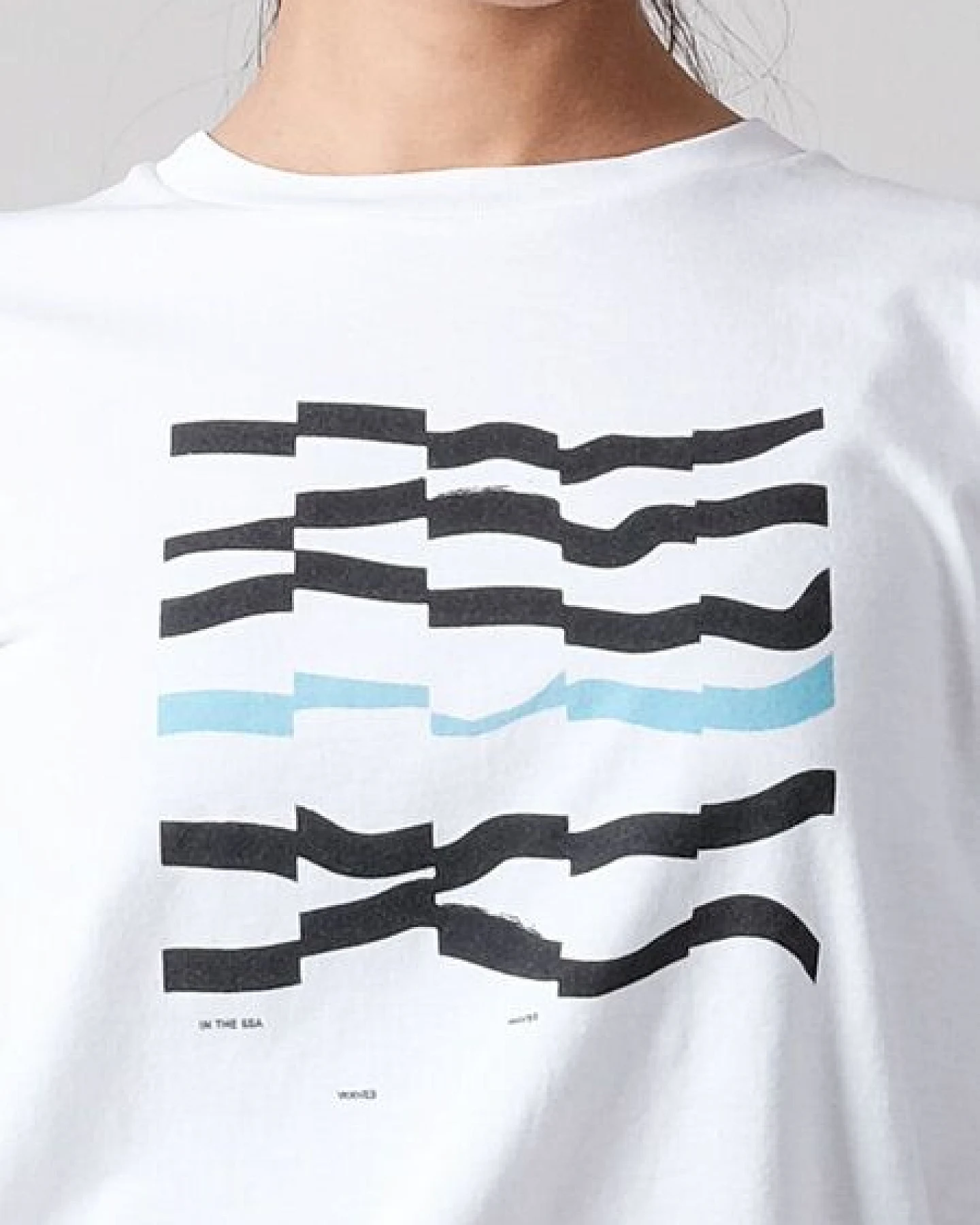 FANTASTIC REALITY STUDIOS WAVES T-SHIRT – Bio-Baumwolle, Unisex – Ansicht 3