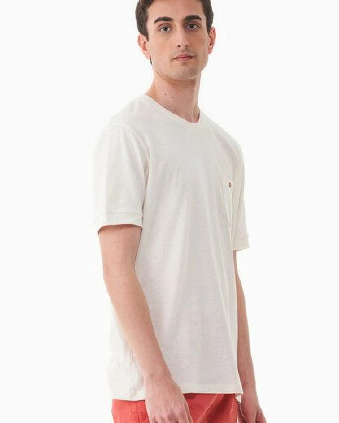 ORGANICATION T-Shirt aus Bio-Baumwolle und Leinen mit Brusttasche – Ansicht 3