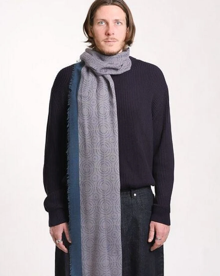Djian Schal aus Merino-Wolle – CIRCLES – mulesingfrei