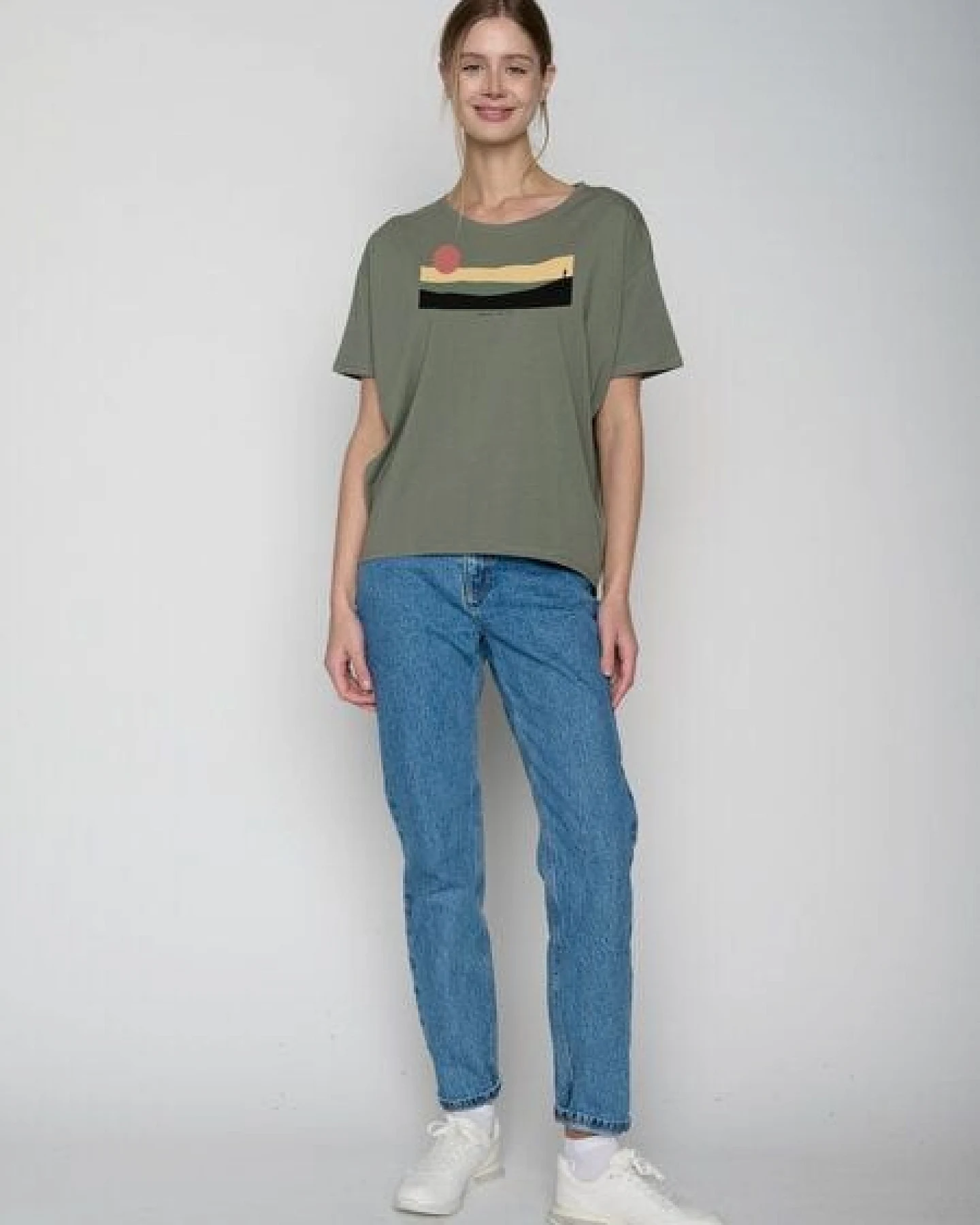 GREENBOMB Nature Pathway Feel - Lässiges T-Shirt aus Bio-Baumwoll-Mix / hochwertiger Print / GOTS / Fair & Vegan – Ansicht 2