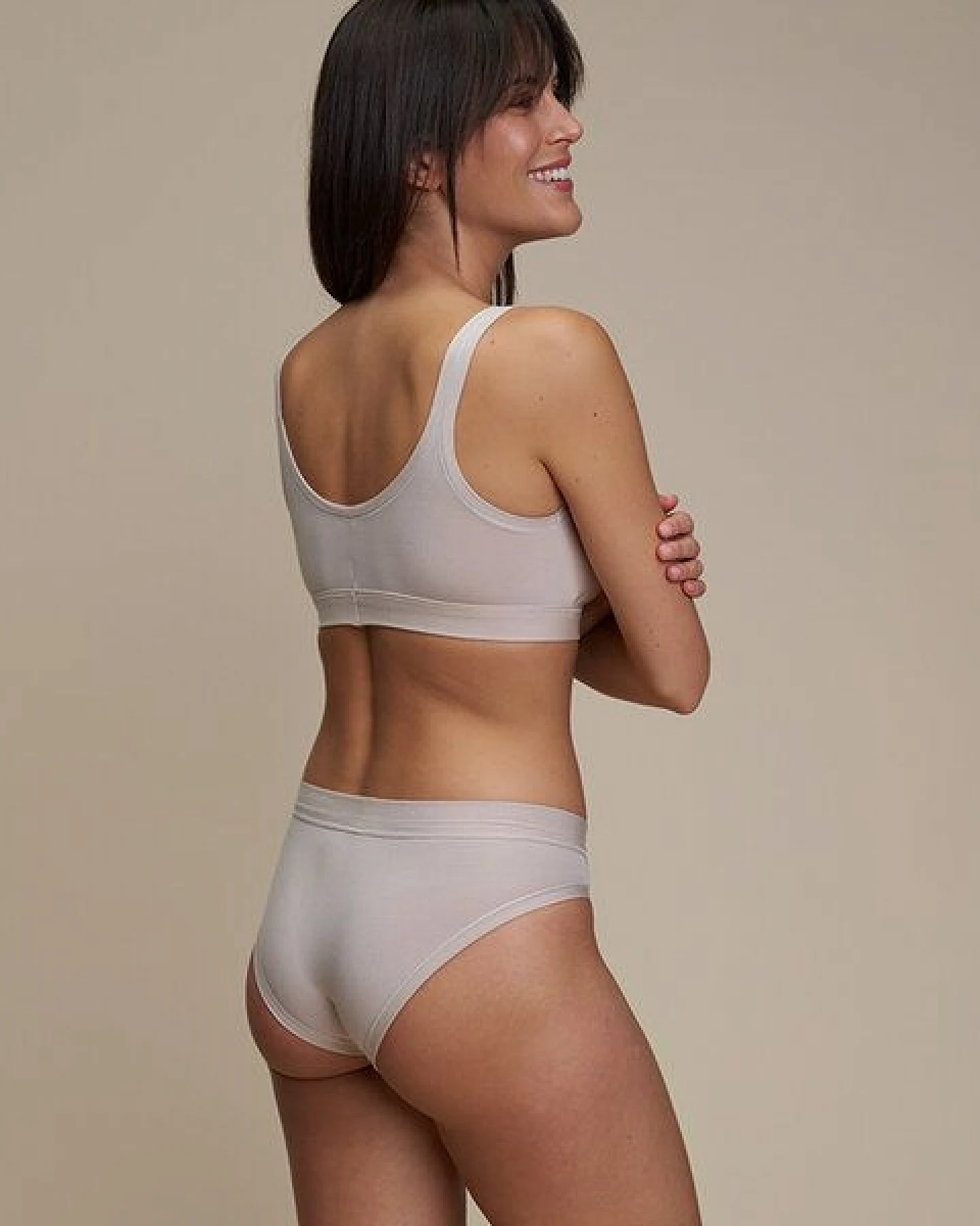 CASAGiN Bralette-BH mit herausnehmbaren Cups aus natürlicher Pflanzenfaser – Ansicht 2