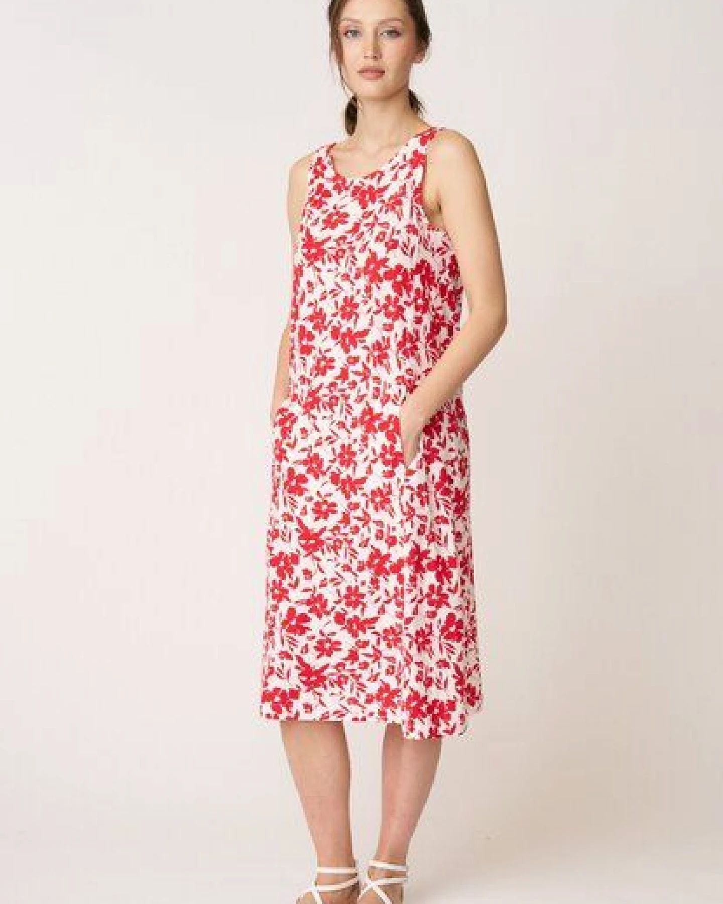 LANA Organic Sommerkleid mit Blumen, Modell Daphne – Ansicht 2