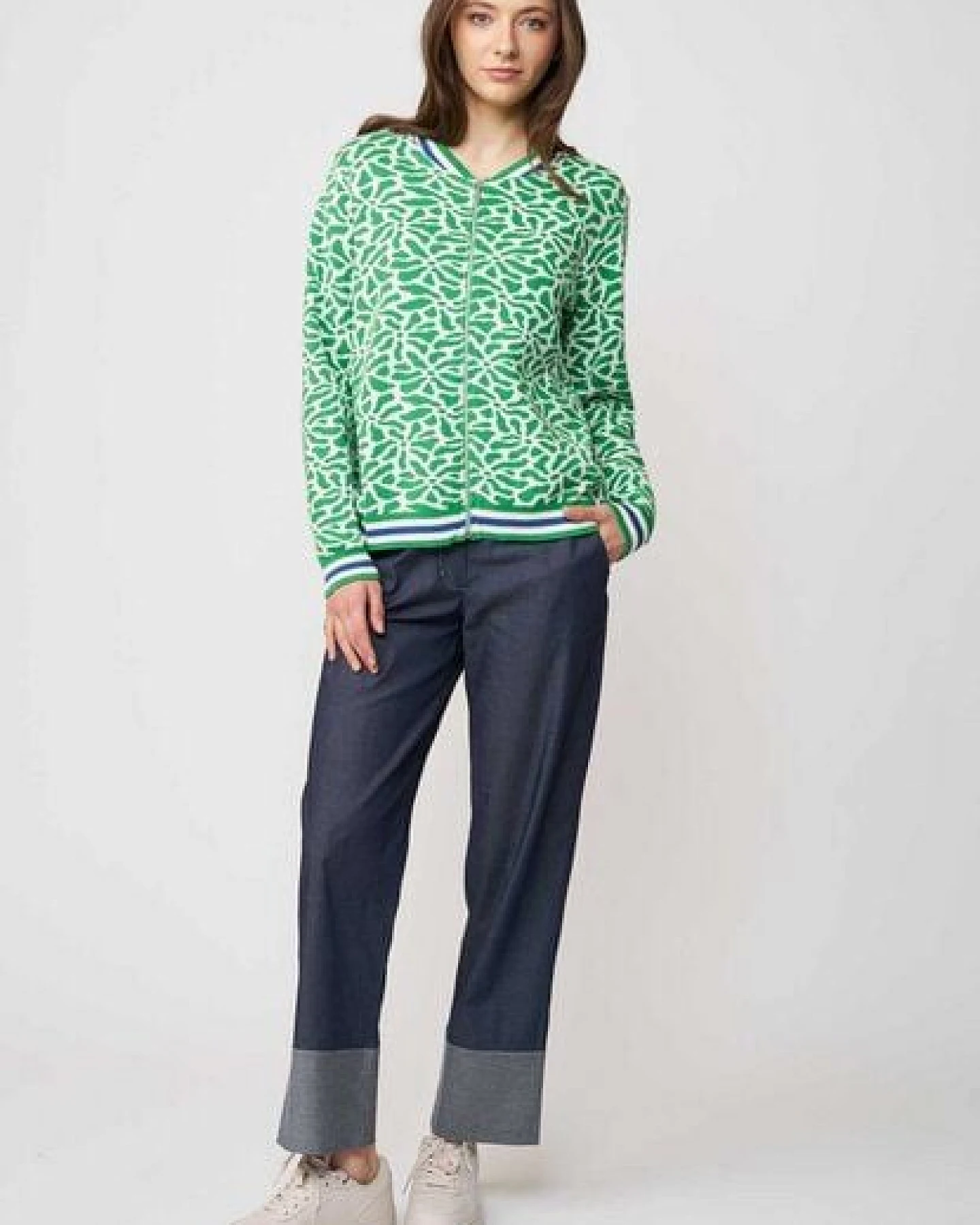 LANA Organic Strickjacke für Damen, Modell Alsora – Ansicht 3