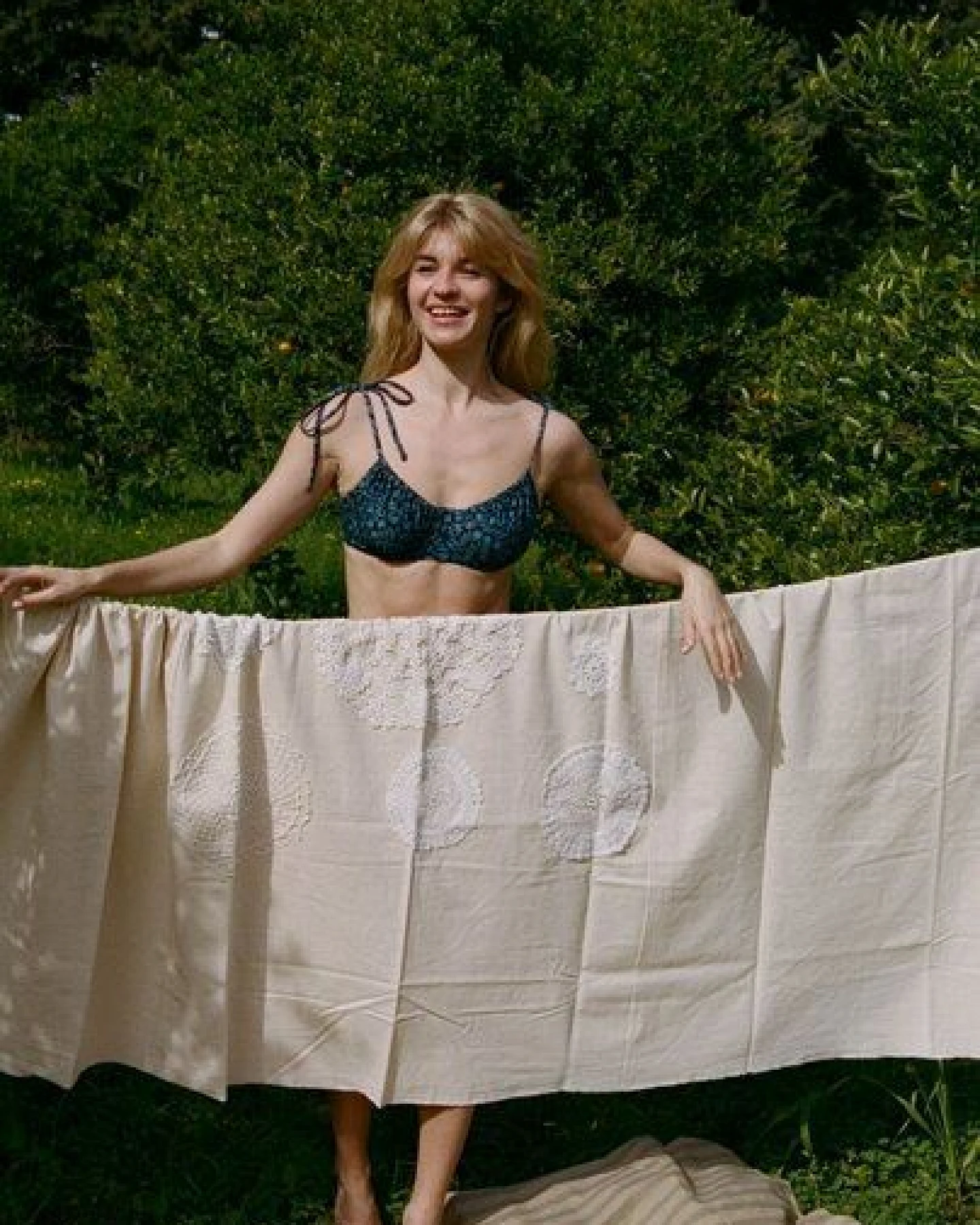 Nénés Thabita-Top mit Bügeln – Ansicht 4