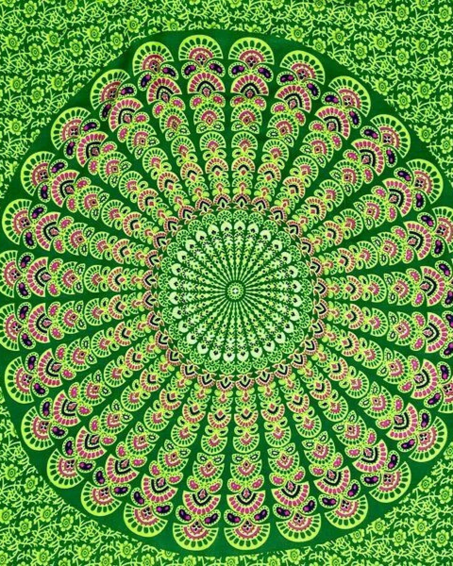 Der Lindwurm Sarong- Mandala – Ansicht 2