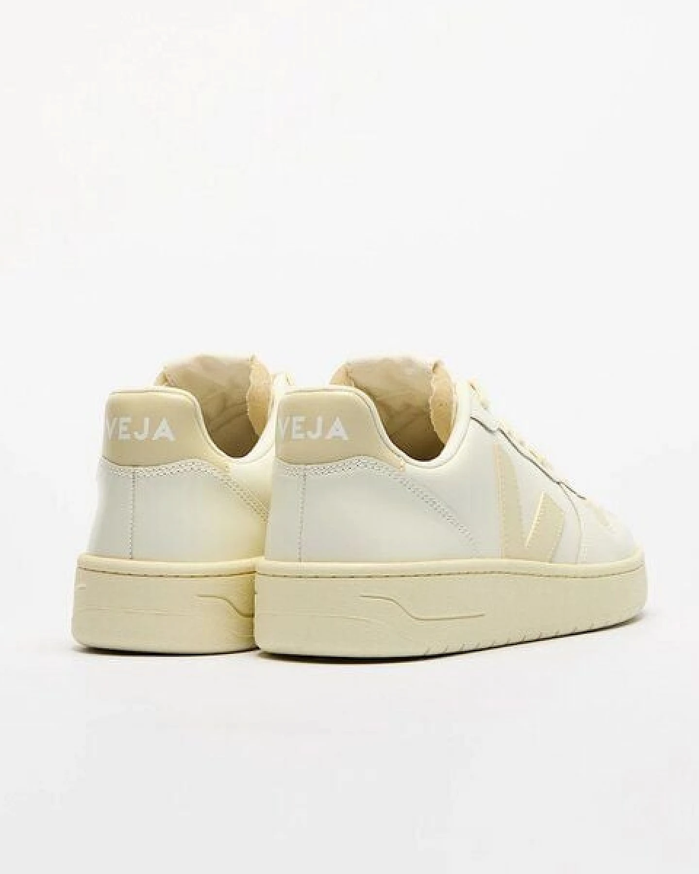 Veja Damen-Sneaker V-10 Prime Leather Pure Calcaire – Ansicht 3