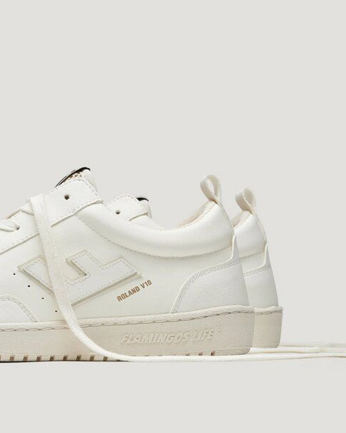 Flamingos' Life Sneaker - ROLAND V.10 TRIPPLE PANNA – Ansicht 3
