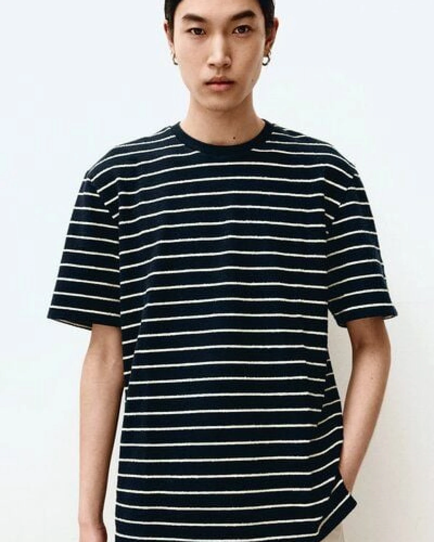 Unfeigned - Basic T-Shirt Terry – Ansicht 2