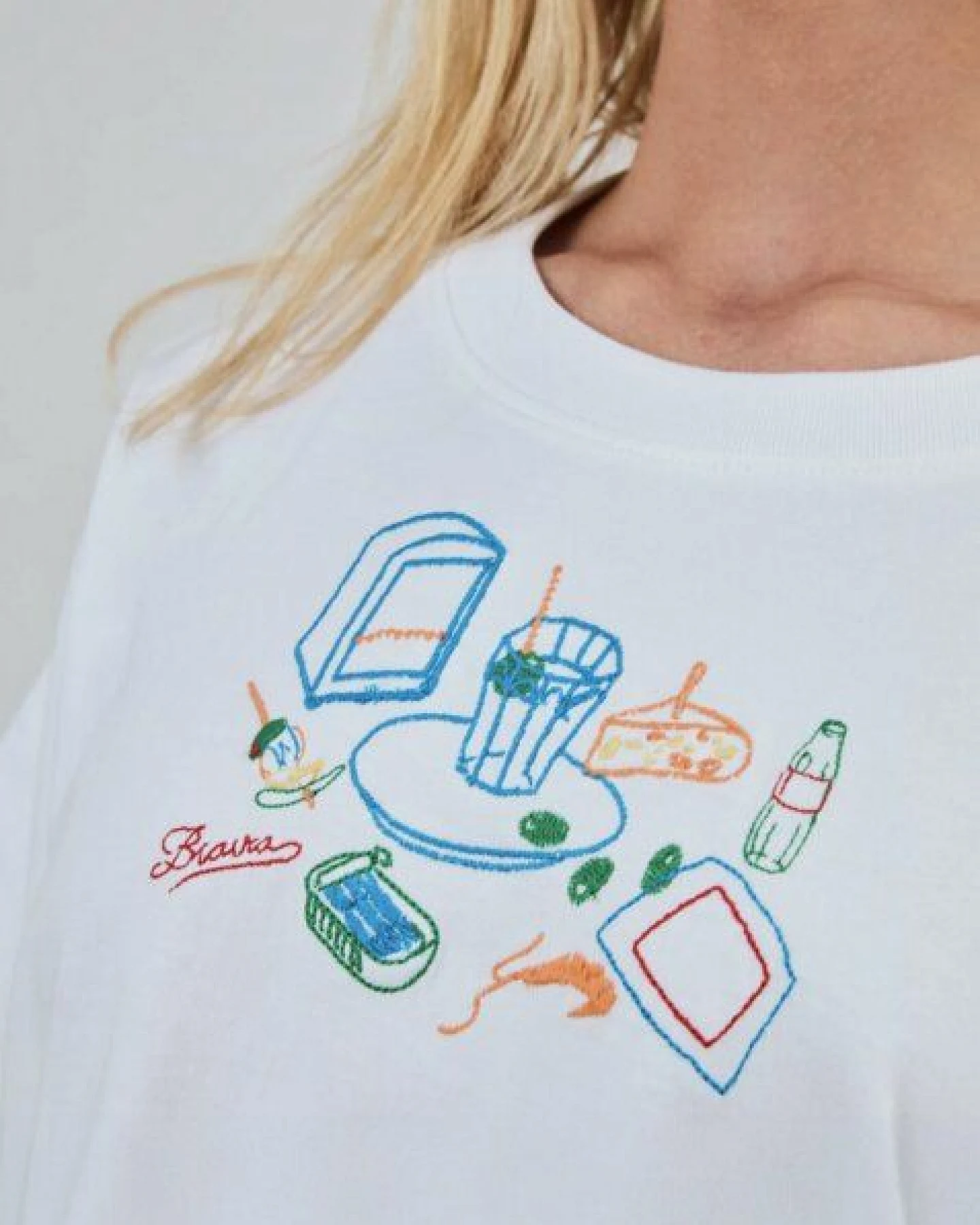 Brava Fabrics Chiringuito Embroidery Oversize T-Shirt Weiß – Ansicht 2