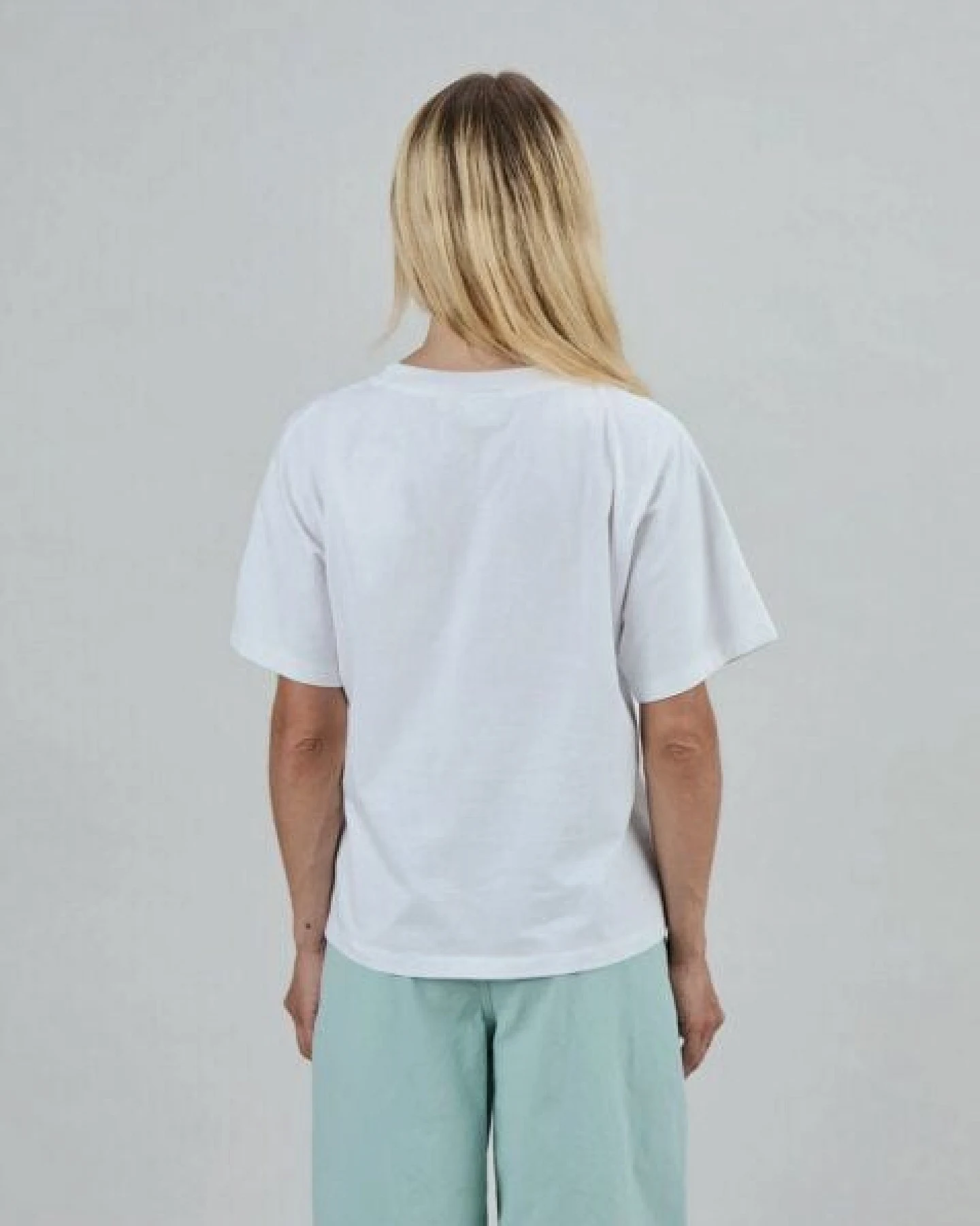 Brava Fabrics Chiringuito Embroidery Oversize T-Shirt Weiß – Ansicht 4