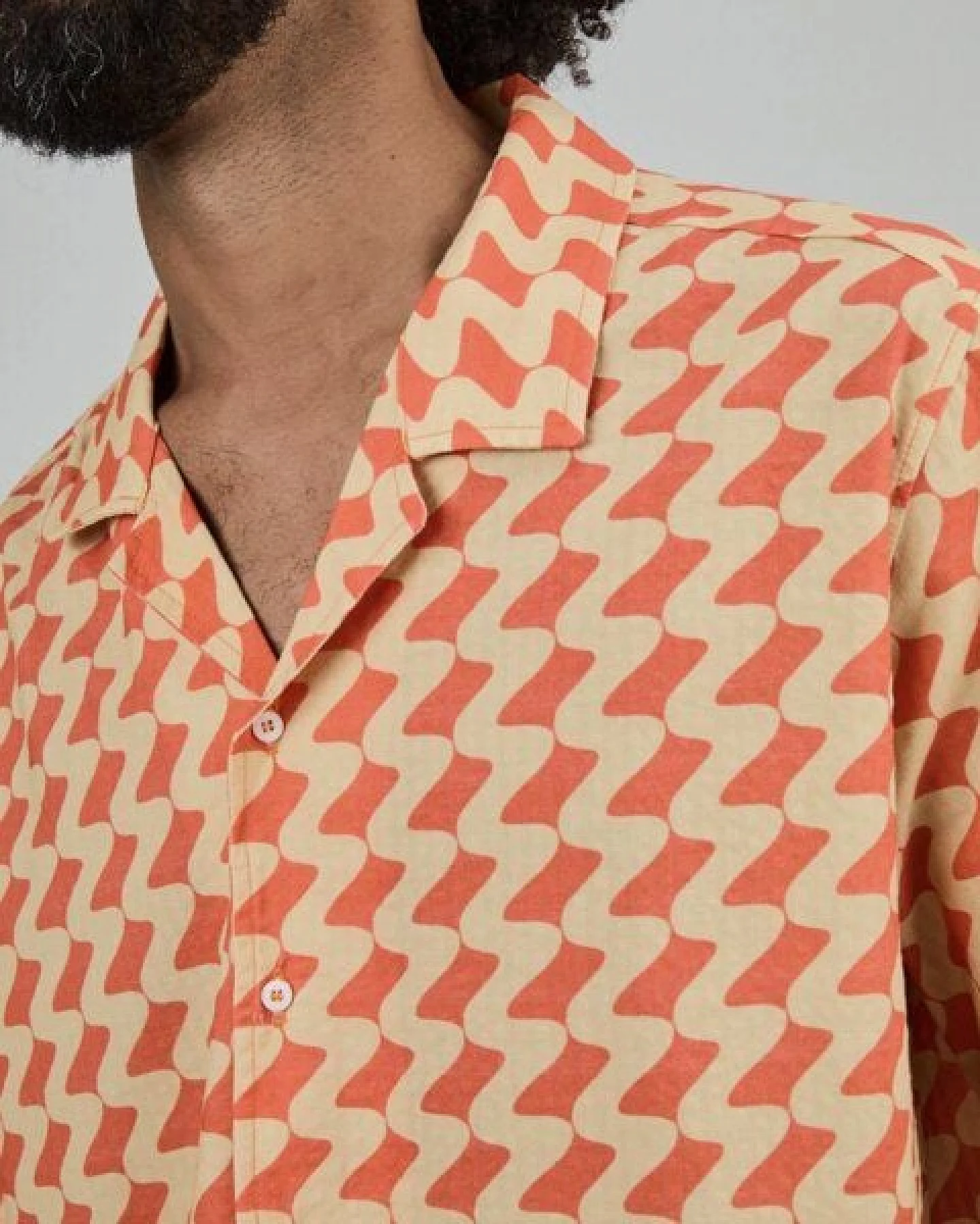 Brava Fabrics Gum Aloha-Hemd Rostrot – Ansicht 4