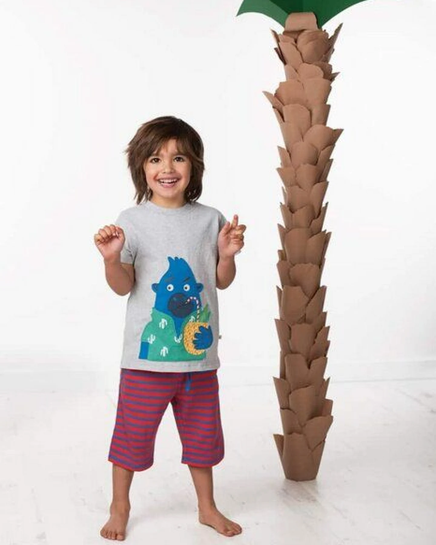 Frugi T-Shirt Stanley mit Gorilla-Applikation in grau – Ansicht 2