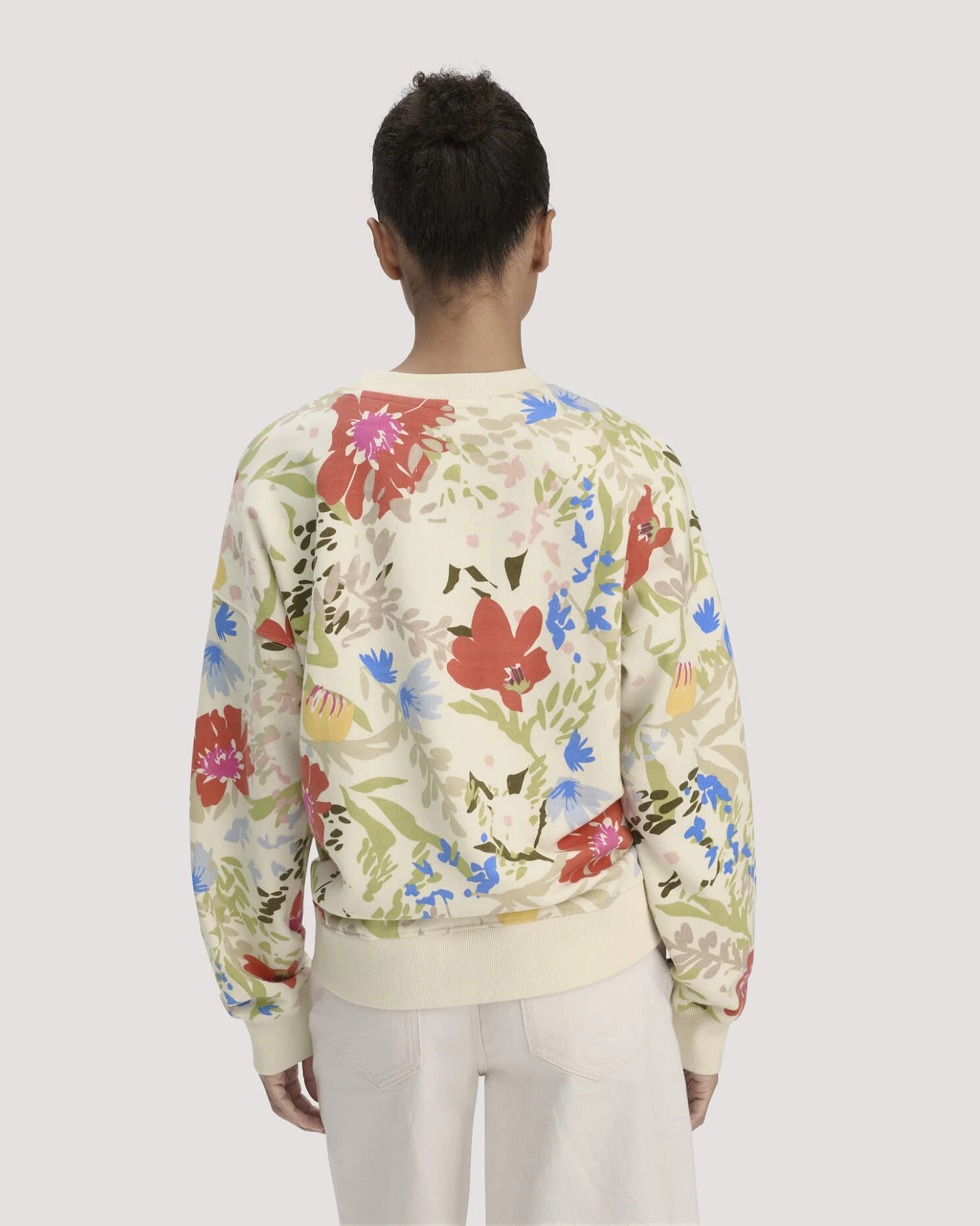 hessnatur Damen Print Sweatshirt Oversize aus Bio-Baumwolle - natur - Größe S – Ansicht 3