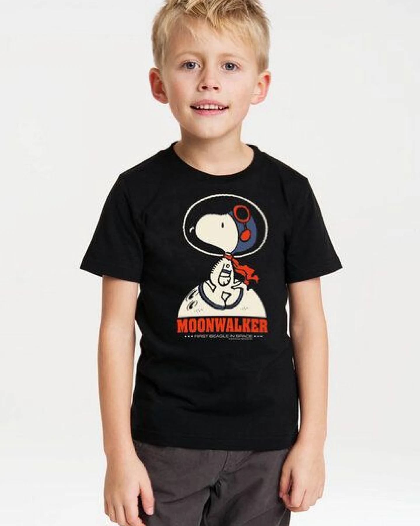 LOGOSH!RT LOGOSHIRT - Peanuts - Snoopy - Moonwalker - Bio T-Shirt - Comic Print - Kinder – Ansicht 3