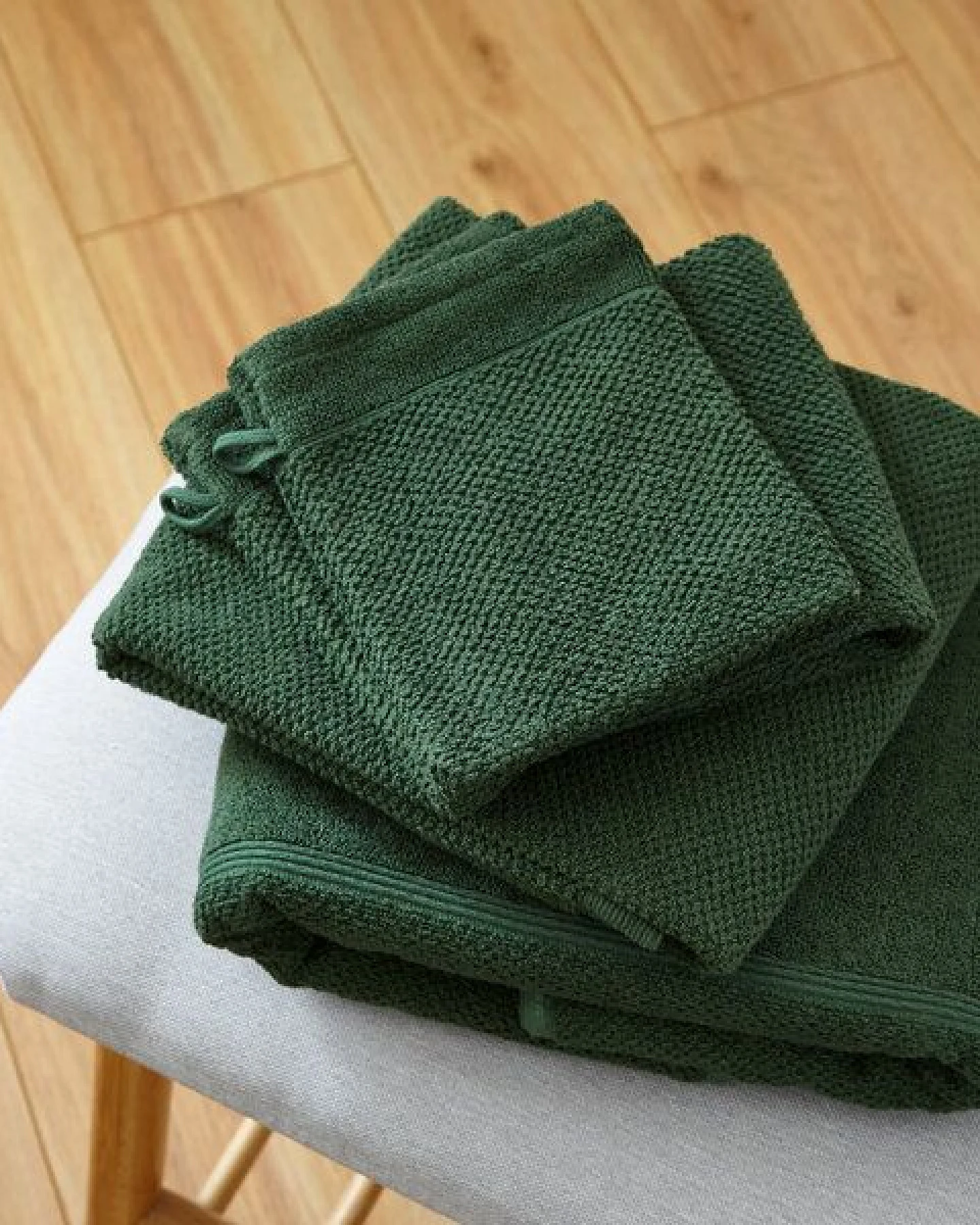 Kushel Towels The Guest Set - Handtuchset aus Biobaumwolle und Holzfaser – Ansicht 4