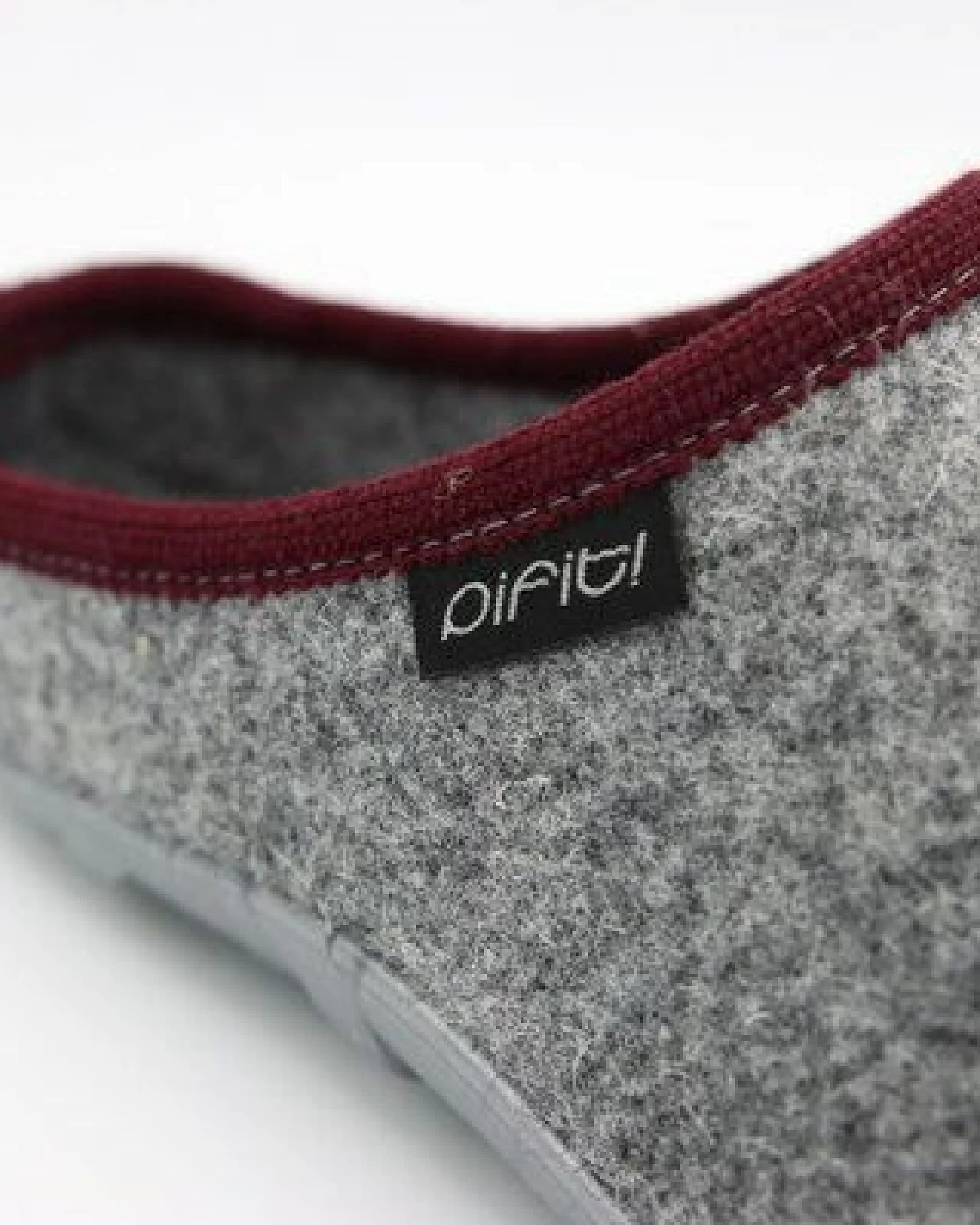 Pantoffel homey mit Barfußgefühl pifit! aus hochwertigem Wollfilz, grau-rot, 32100-5 – Ansicht 3