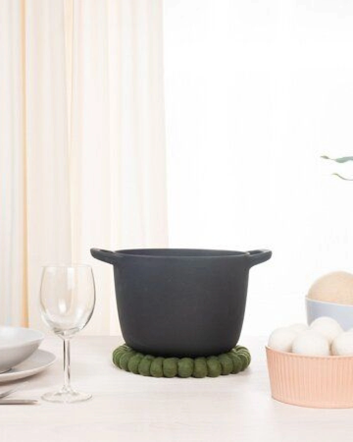myfelt Filzkugel Topfuntersetzer (⌀ 20 cm) – Ansicht 3
