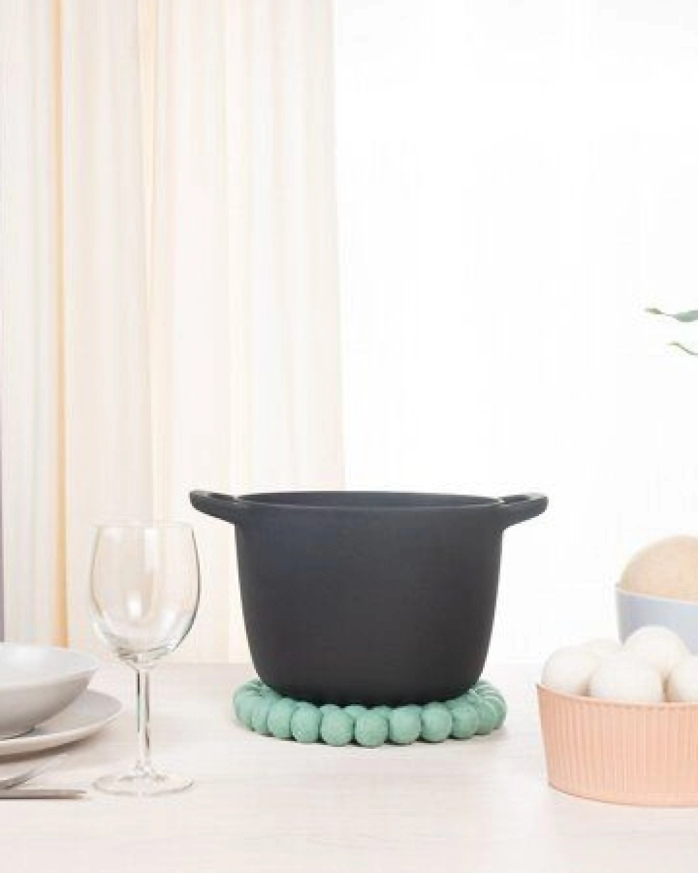 myfelt Filzkugel Topfuntersetzer (⌀ 20 cm) – Ansicht 4