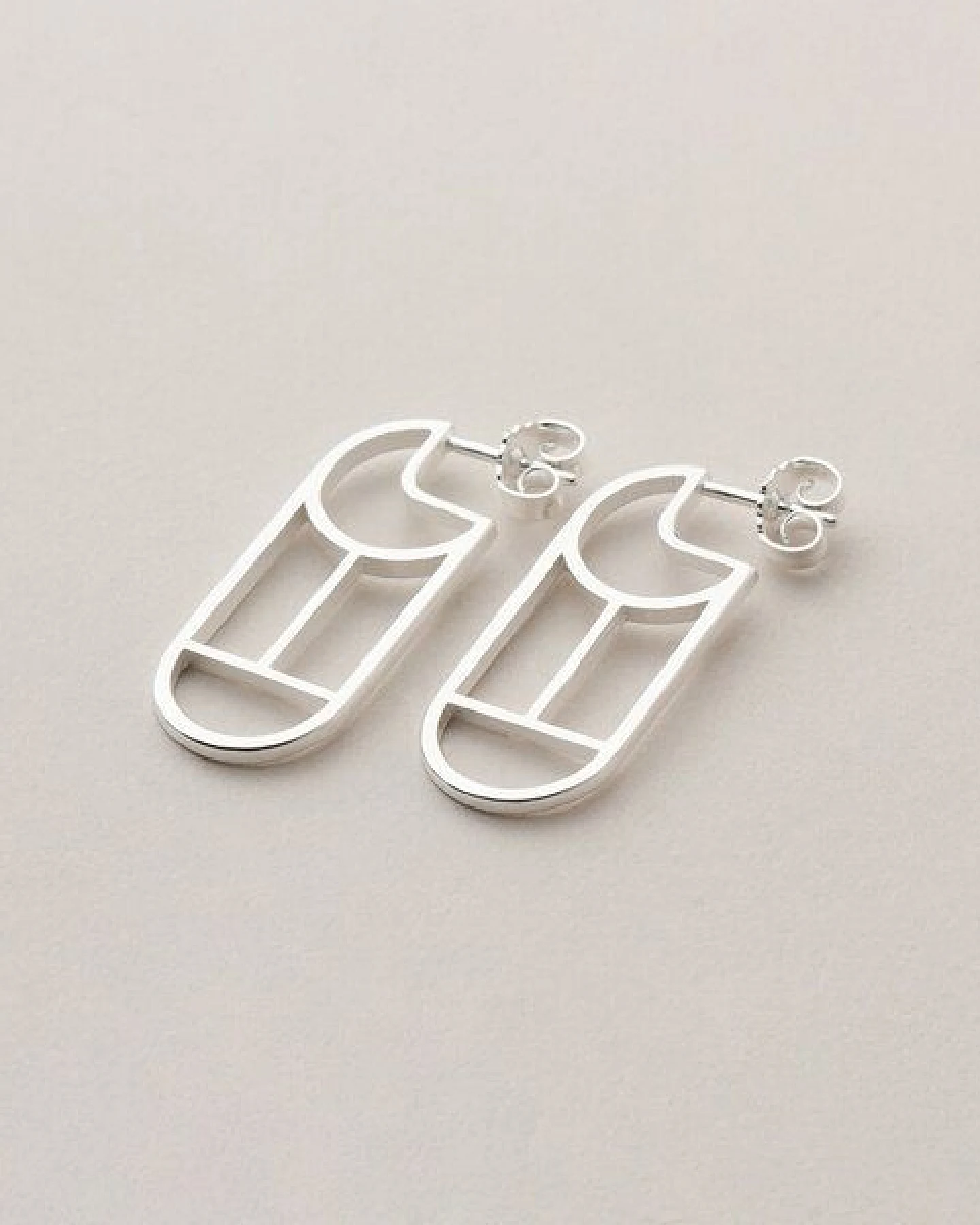 ChristinaPauls Slow jewellery Creole Tawa, klein in Gold und Silber – Ansicht 3